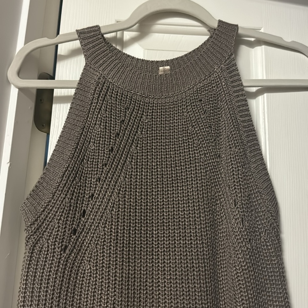 Brown sweater